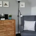 Slanitz Modern Retreat * هارليسييل